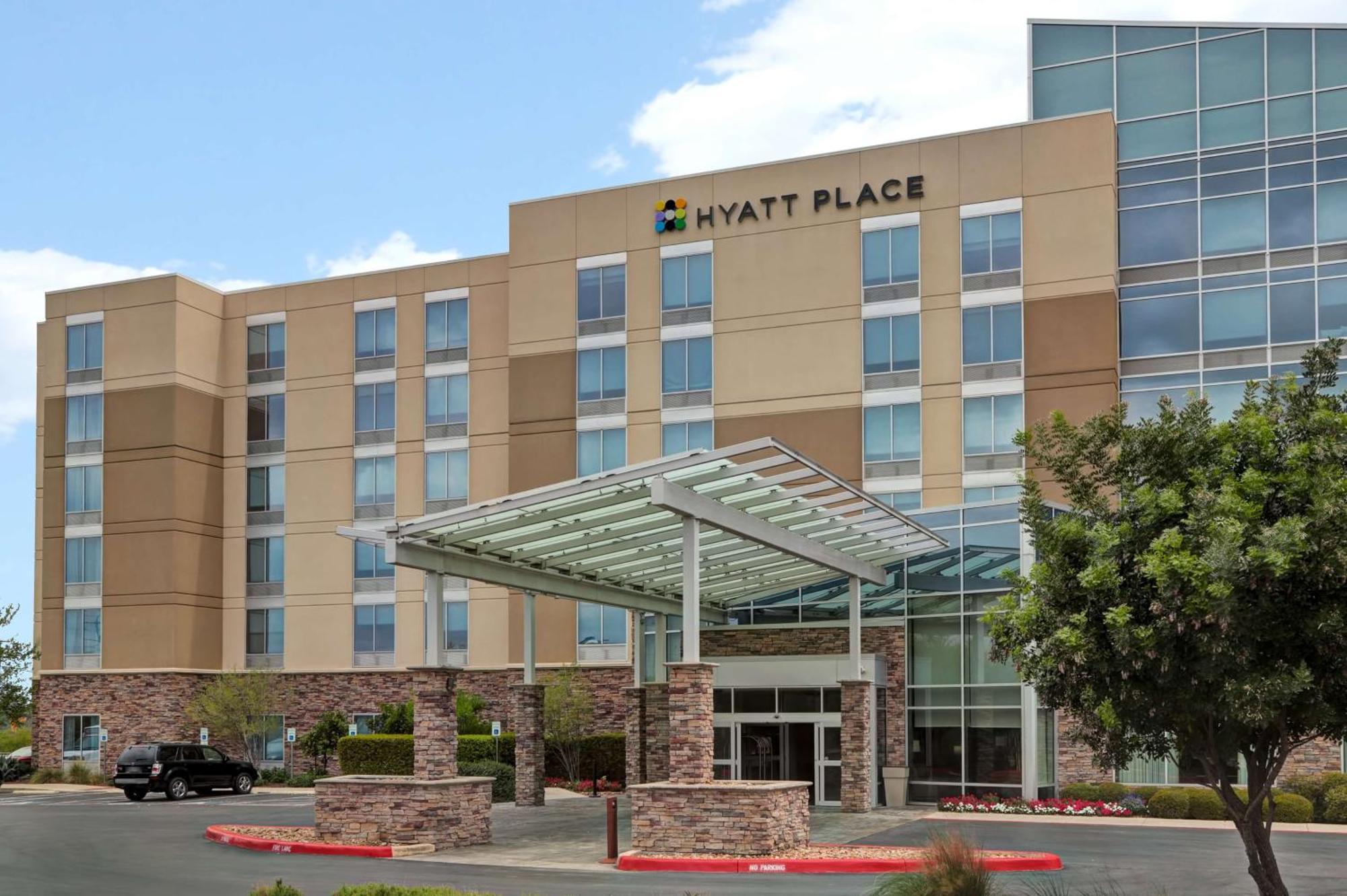 Hyatt Place San Antonio North Stone Oak Hotel Exterior photo