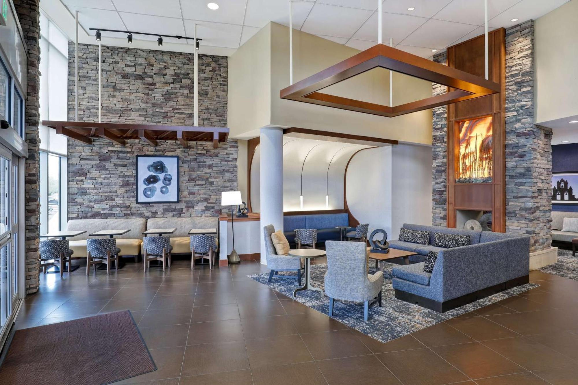 Hyatt Place San Antonio North Stone Oak Exterior photo